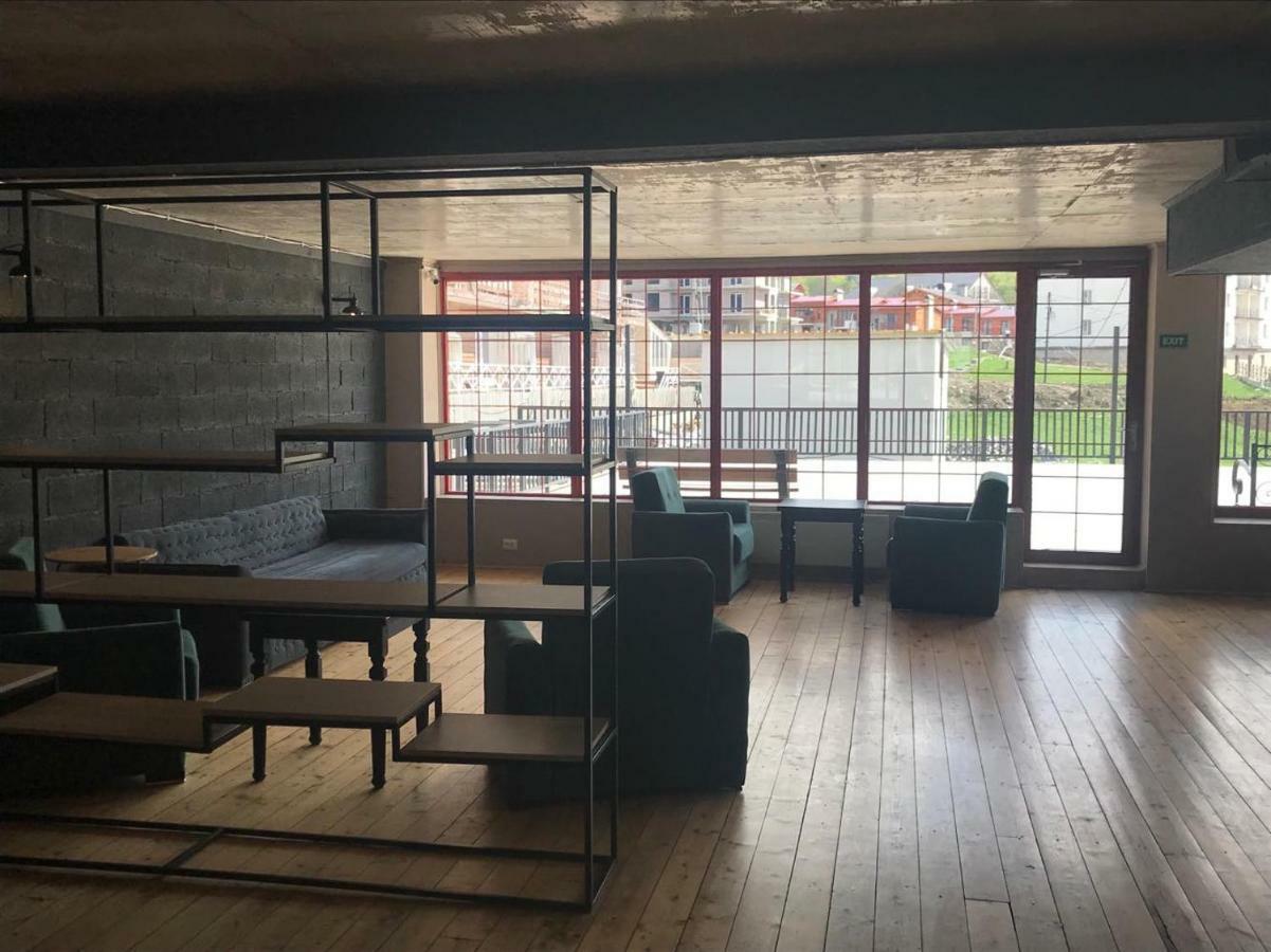 Mgzavrebi Apartment In Bakuriani Kültér fotó