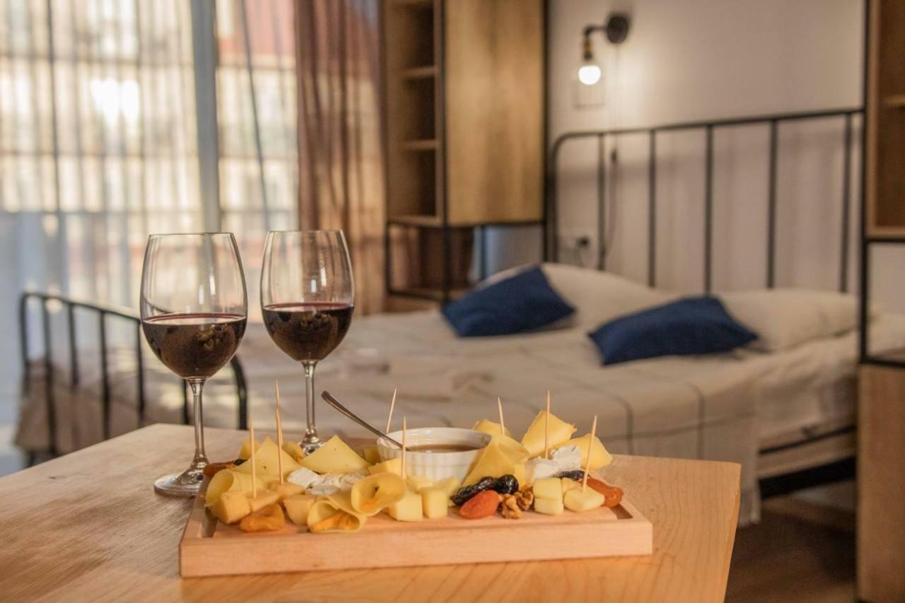 Mgzavrebi Apartment In Bakuriani Kültér fotó